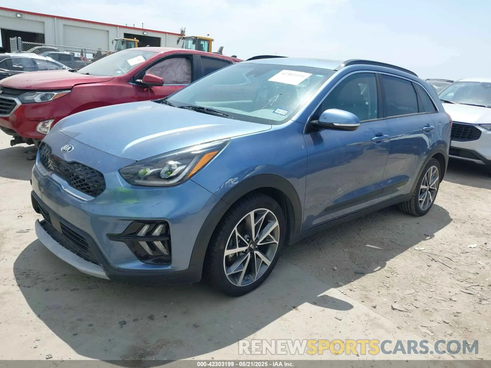 2 Photograph of a damaged car KNDCC3LC1L5394630 KIA NIRO 2020