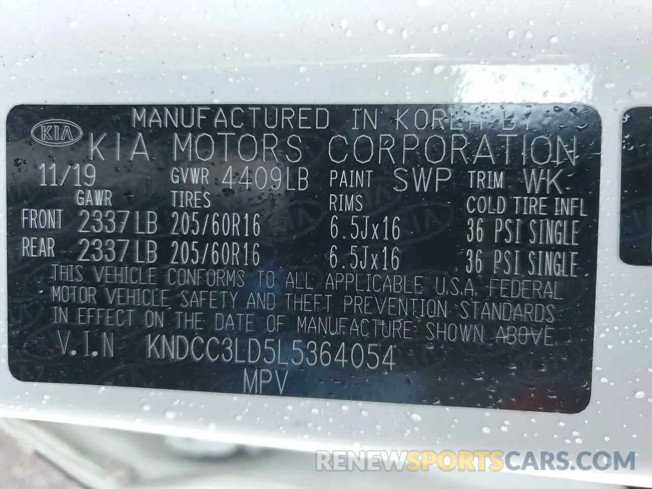 13 Photograph of a damaged car KNDCC3LD5L5364054 KIA NIRO 2020