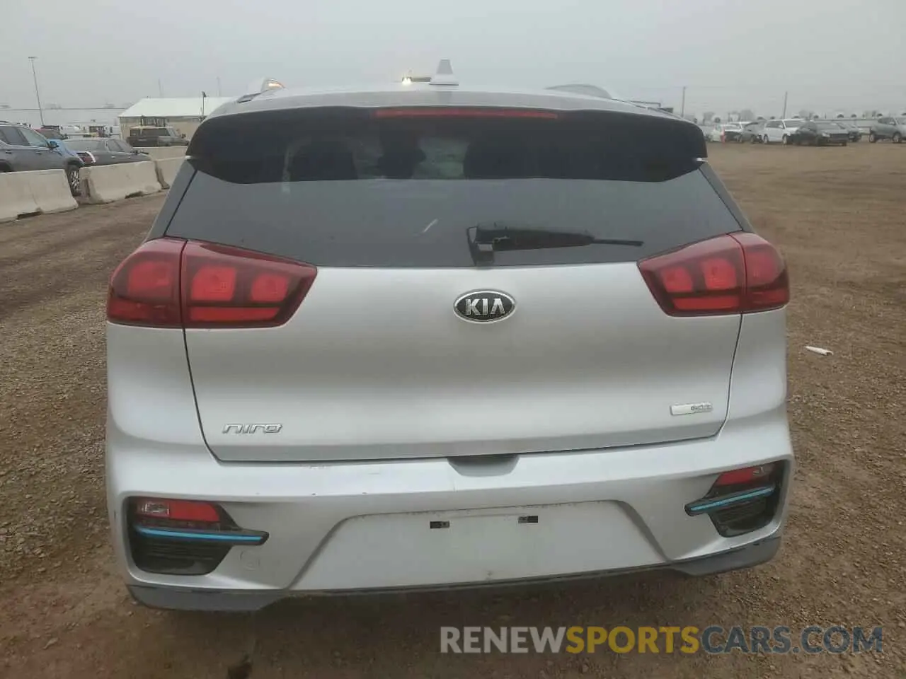 6 Photograph of a damaged car KNDCC3LG2L5056544 KIA NIRO 2020