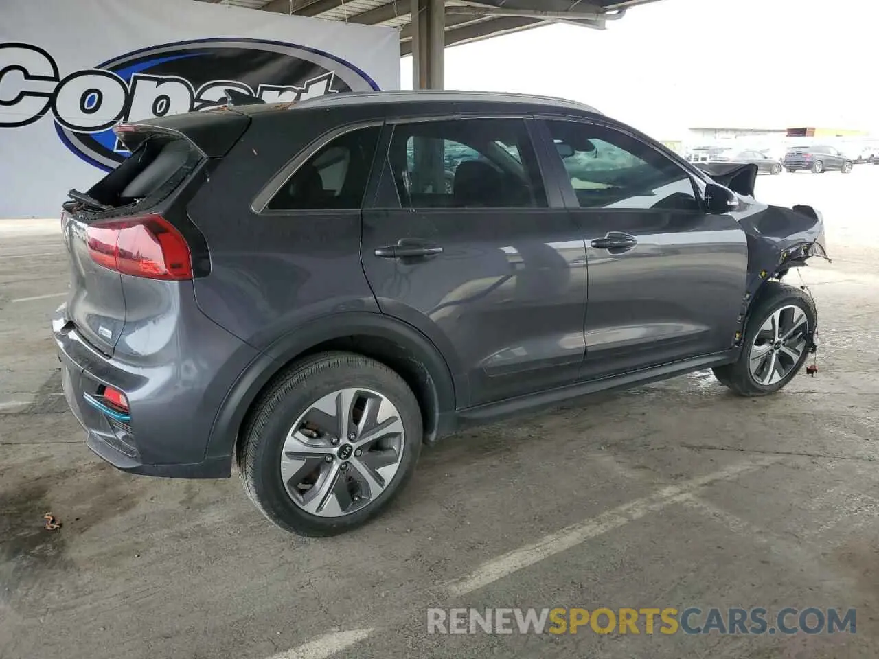 3 Photograph of a damaged car KNDCC3LG8L5047427 KIA NIRO 2020