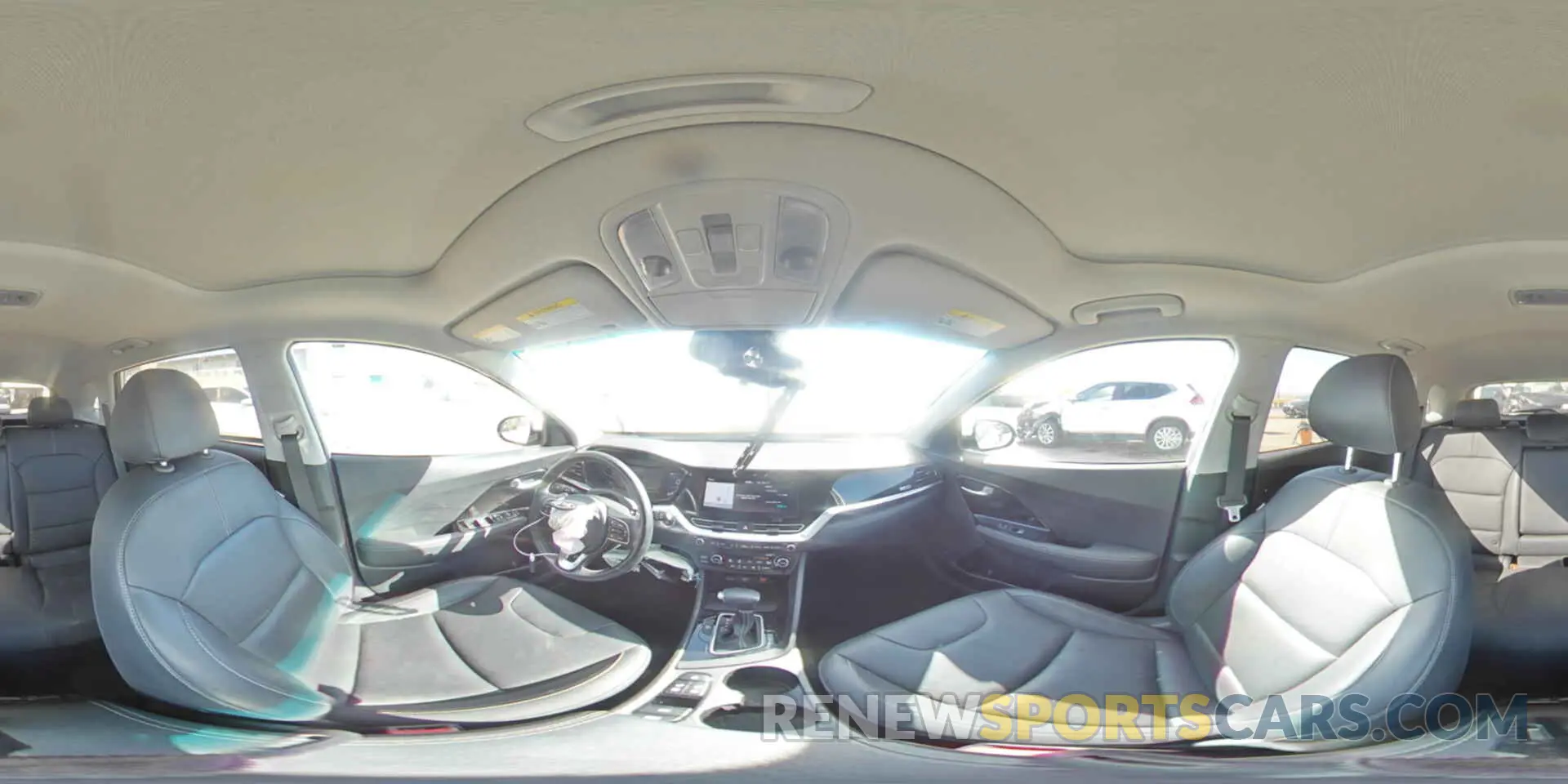 13 Photograph of a damaged car KNDCE3LC5L5440065 KIA NIRO 2020
