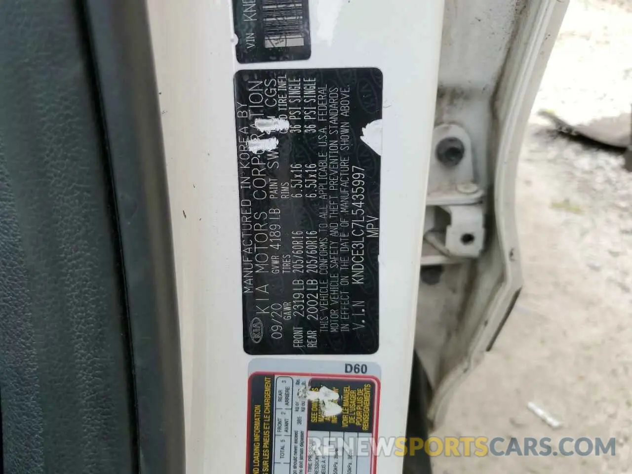 14 Photograph of a damaged car KNDCE3LC7L5435997 KIA NIRO 2020