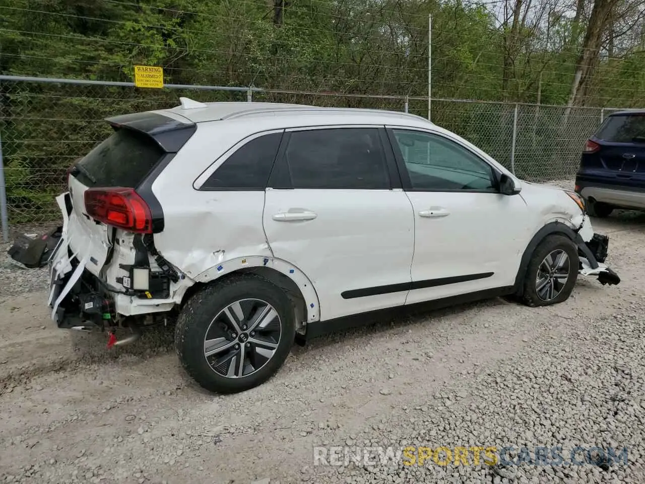 3 Photograph of a damaged car KNDCE3LC7L5435997 KIA NIRO 2020