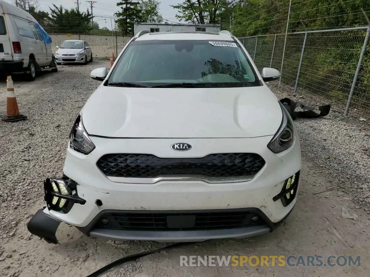5 Photograph of a damaged car KNDCE3LC7L5435997 KIA NIRO 2020