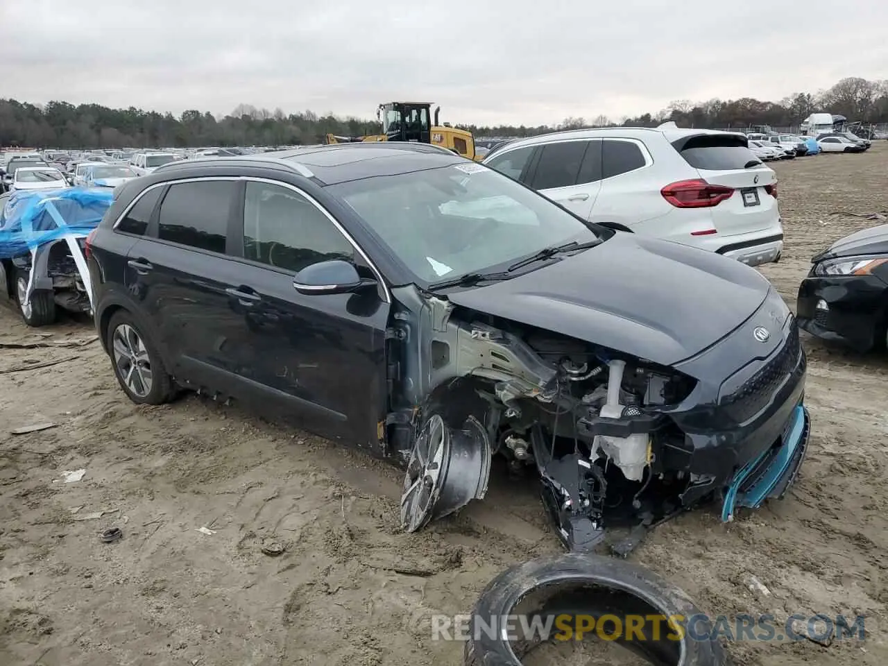 4 Photograph of a damaged car KNDCE3LG5L5071680 KIA NIRO 2020