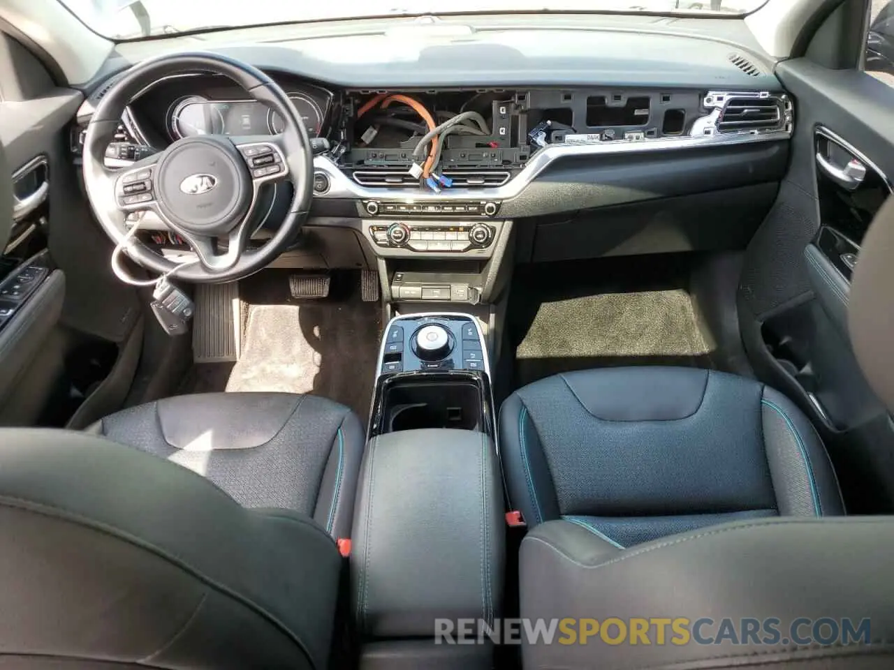 8 Photograph of a damaged car KNDCE3LG8L5074735 KIA NIRO 2020