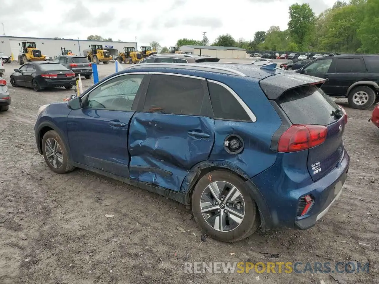 2 Photograph of a damaged car KNDCB3LC1M5475745 KIA NIRO 2021
