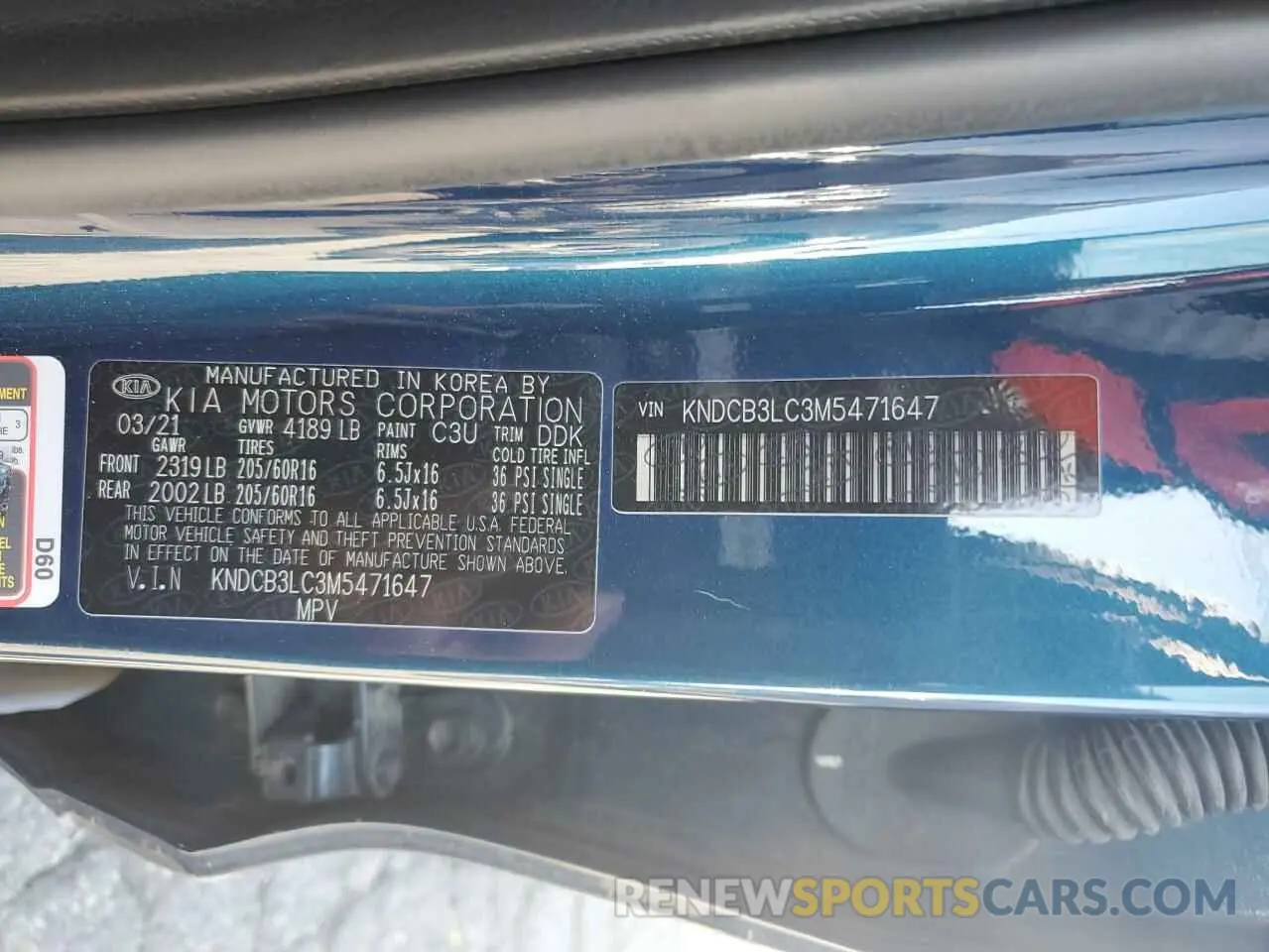 13 Photograph of a damaged car KNDCB3LC3M5471647 KIA NIRO 2021