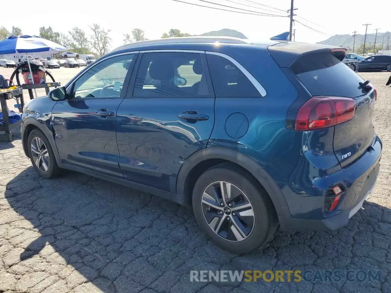 2 Photograph of a damaged car KNDCB3LC3M5471647 KIA NIRO 2021
