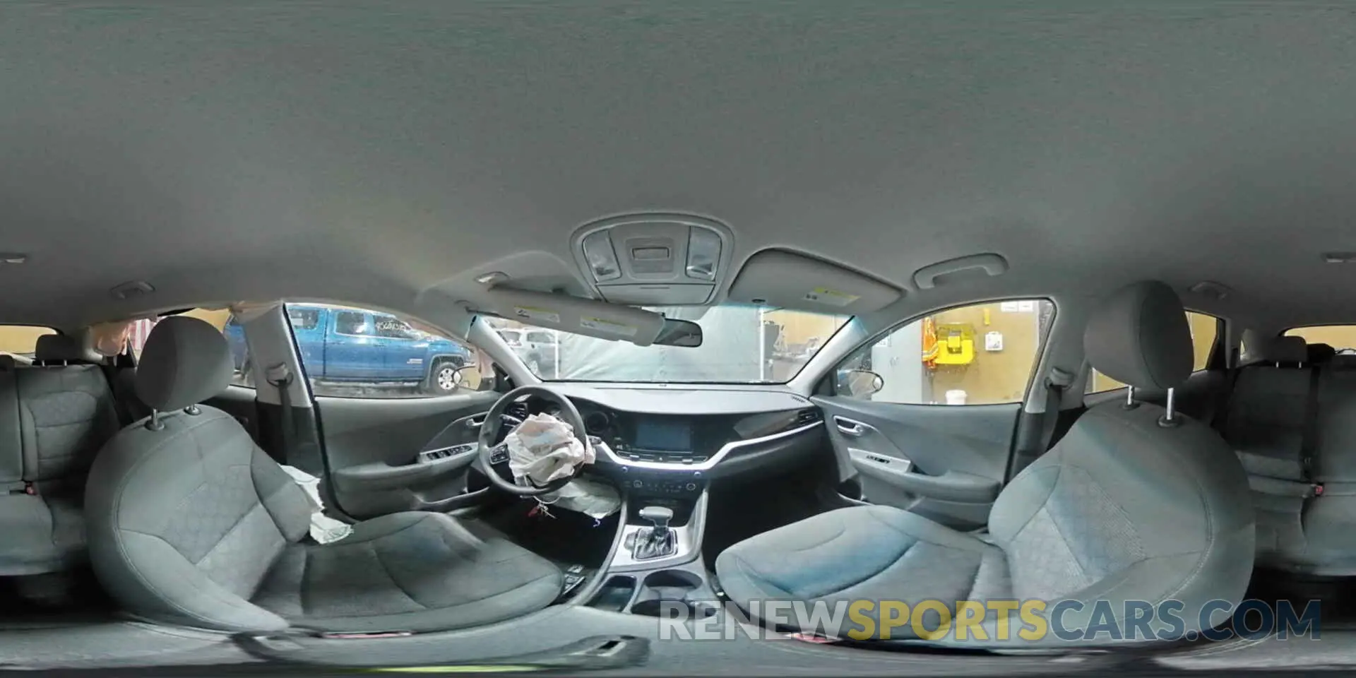 14 Photograph of a damaged car KNDCB3LC6M5476096 KIA NIRO 2021