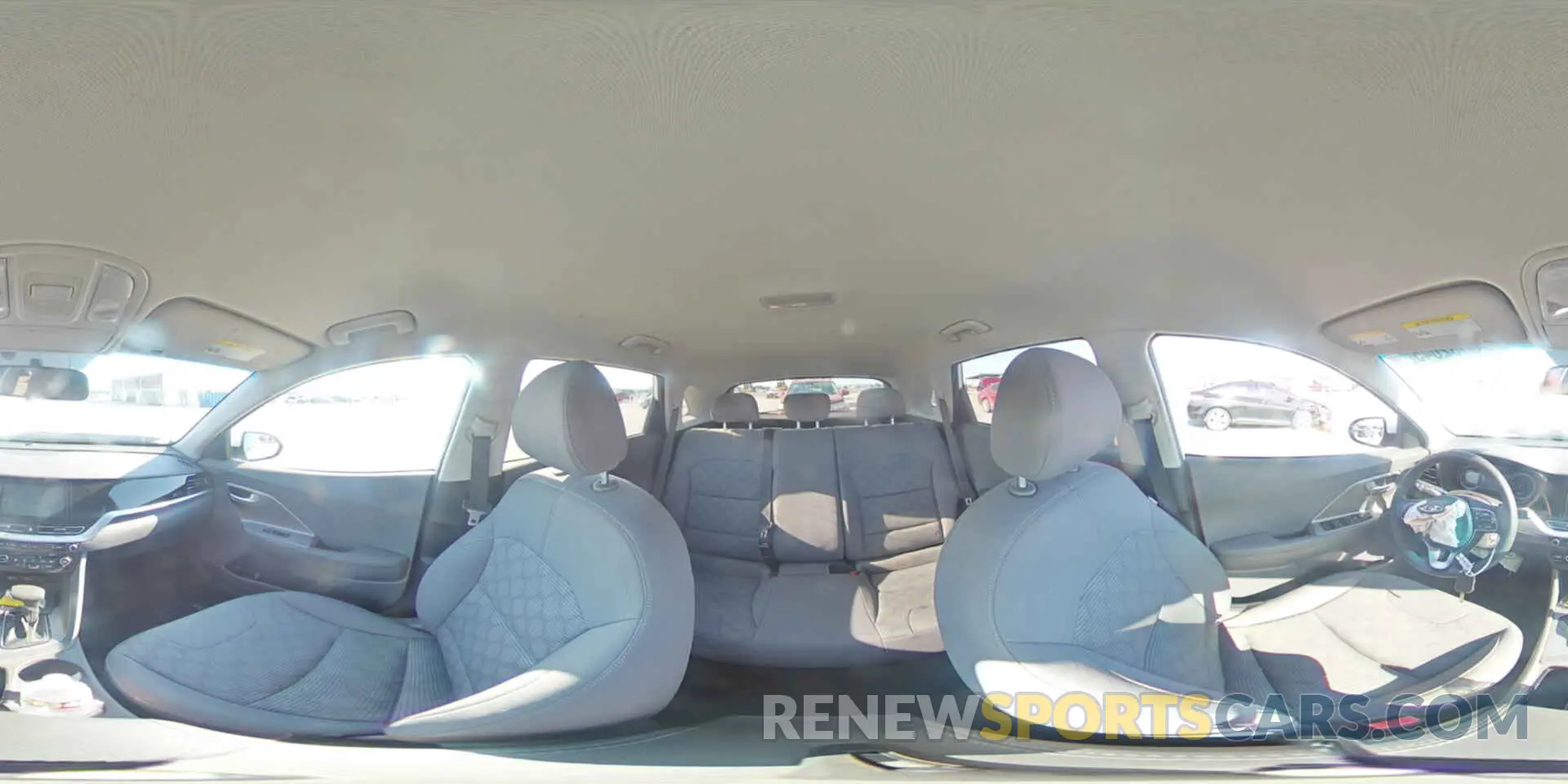 16 Photograph of a damaged car KNDCB3LC6M5486630 KIA NIRO 2021
