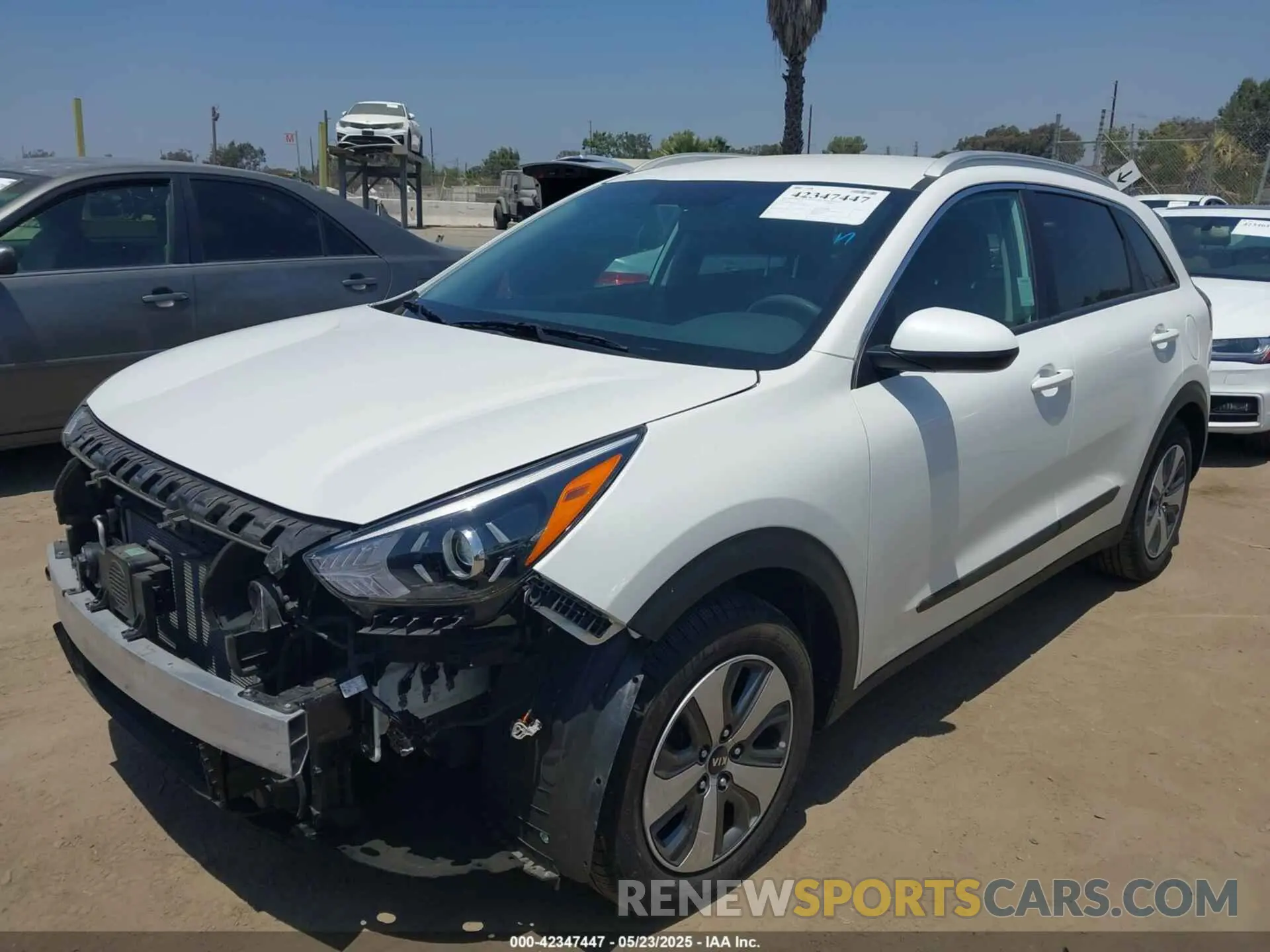 2 Photograph of a damaged car KNDCB3LC7M5465642 KIA NIRO 2021