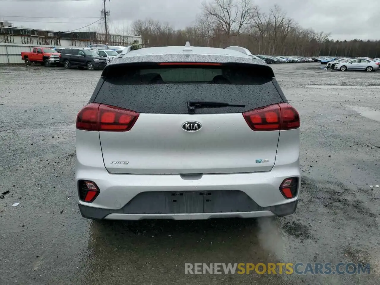 6 Photograph of a damaged car KNDCB3LC7M5471375 KIA NIRO 2021