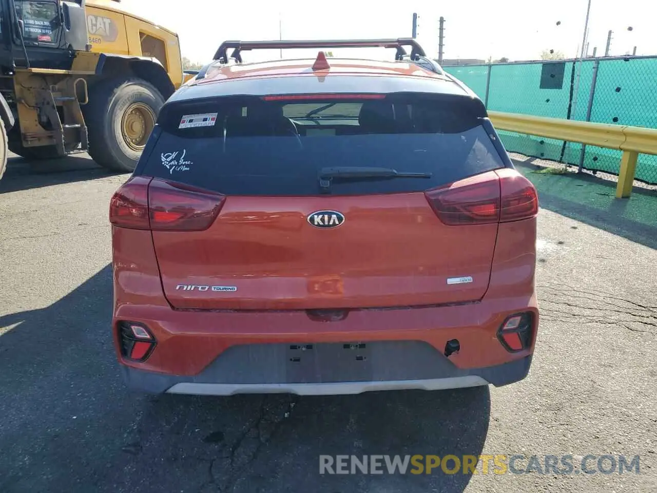 6 Photograph of a damaged car KNDCC3LC2M5473807 KIA NIRO 2021