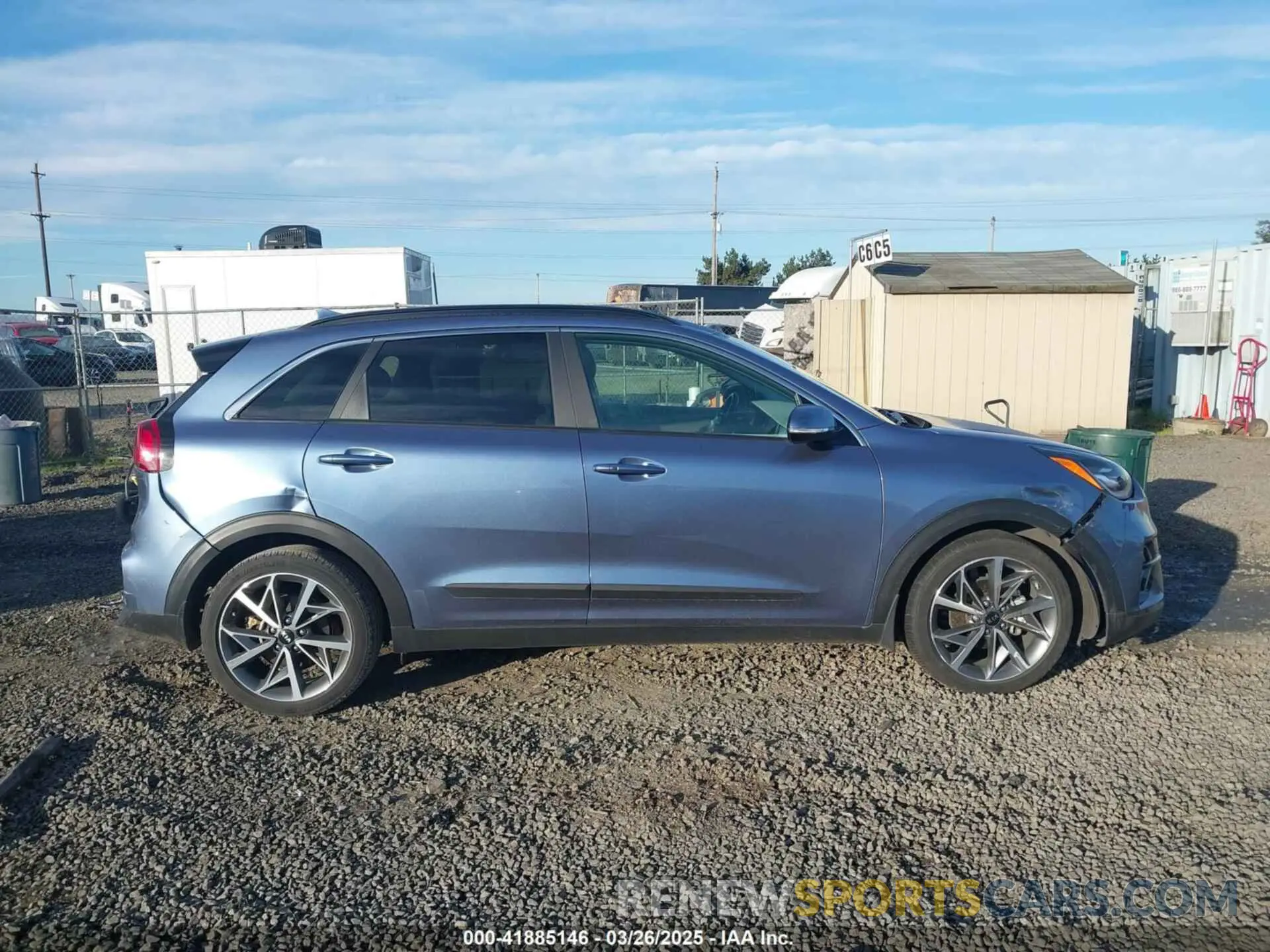 14 Photograph of a damaged car KNDCC3LC8M5480860 KIA NIRO 2021
