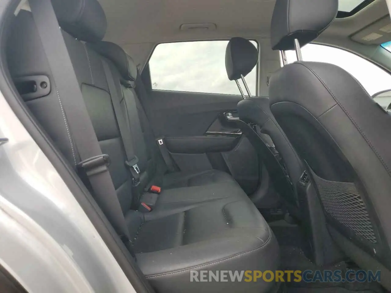 11 Photograph of a damaged car KNDCE3LC2M5462655 KIA NIRO 2021