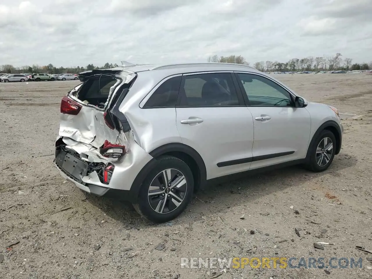 3 Photograph of a damaged car KNDCE3LC2M5462655 KIA NIRO 2021