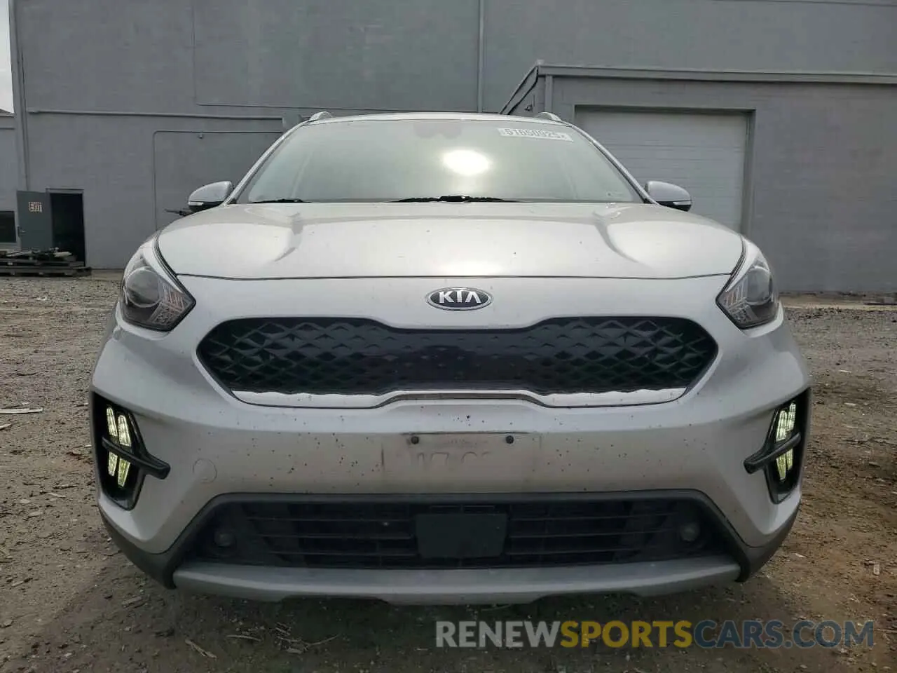 5 Photograph of a damaged car KNDCE3LC2M5462655 KIA NIRO 2021