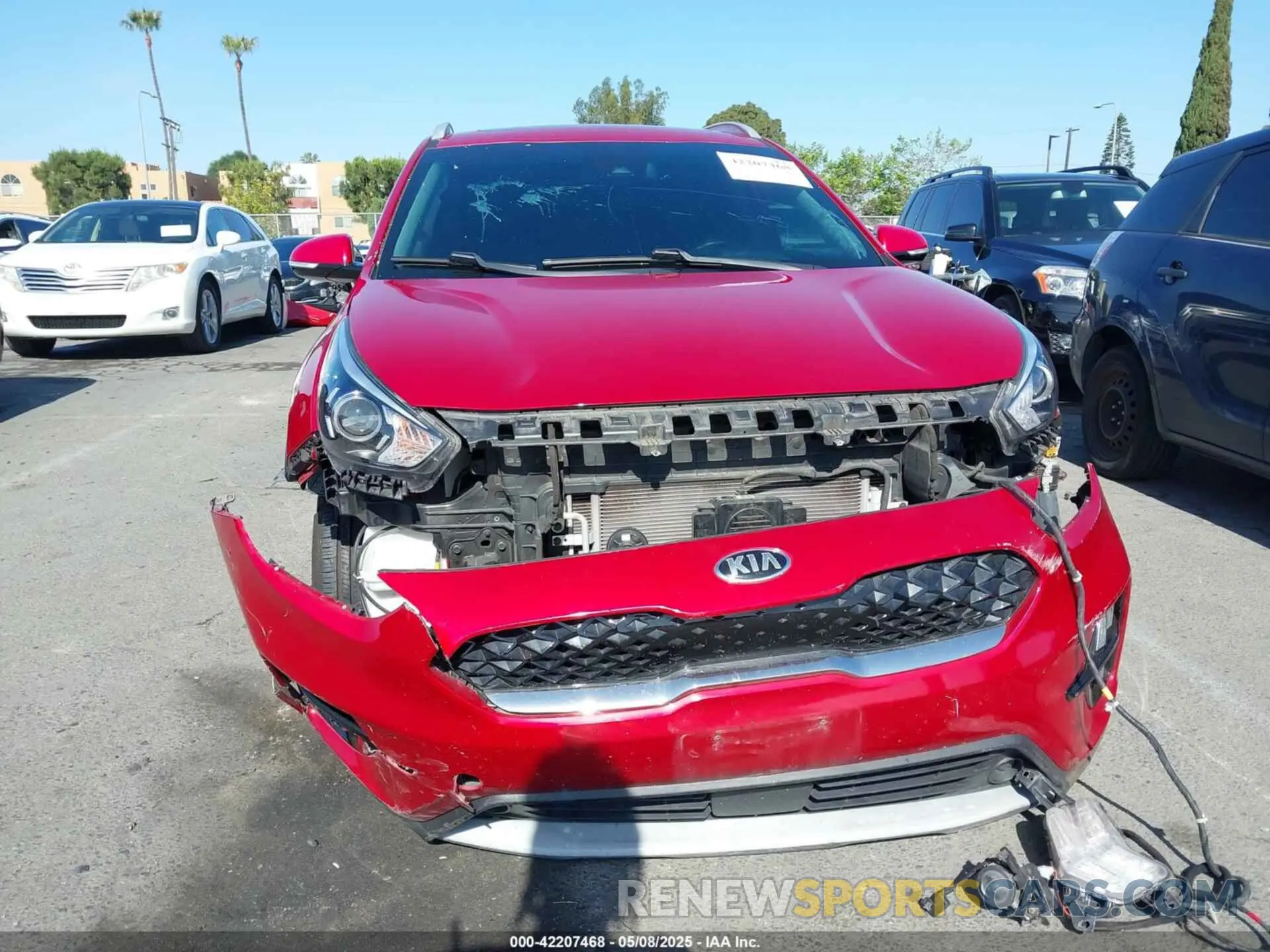 13 Photograph of a damaged car KNDCE3LC7M5465244 KIA NIRO 2021