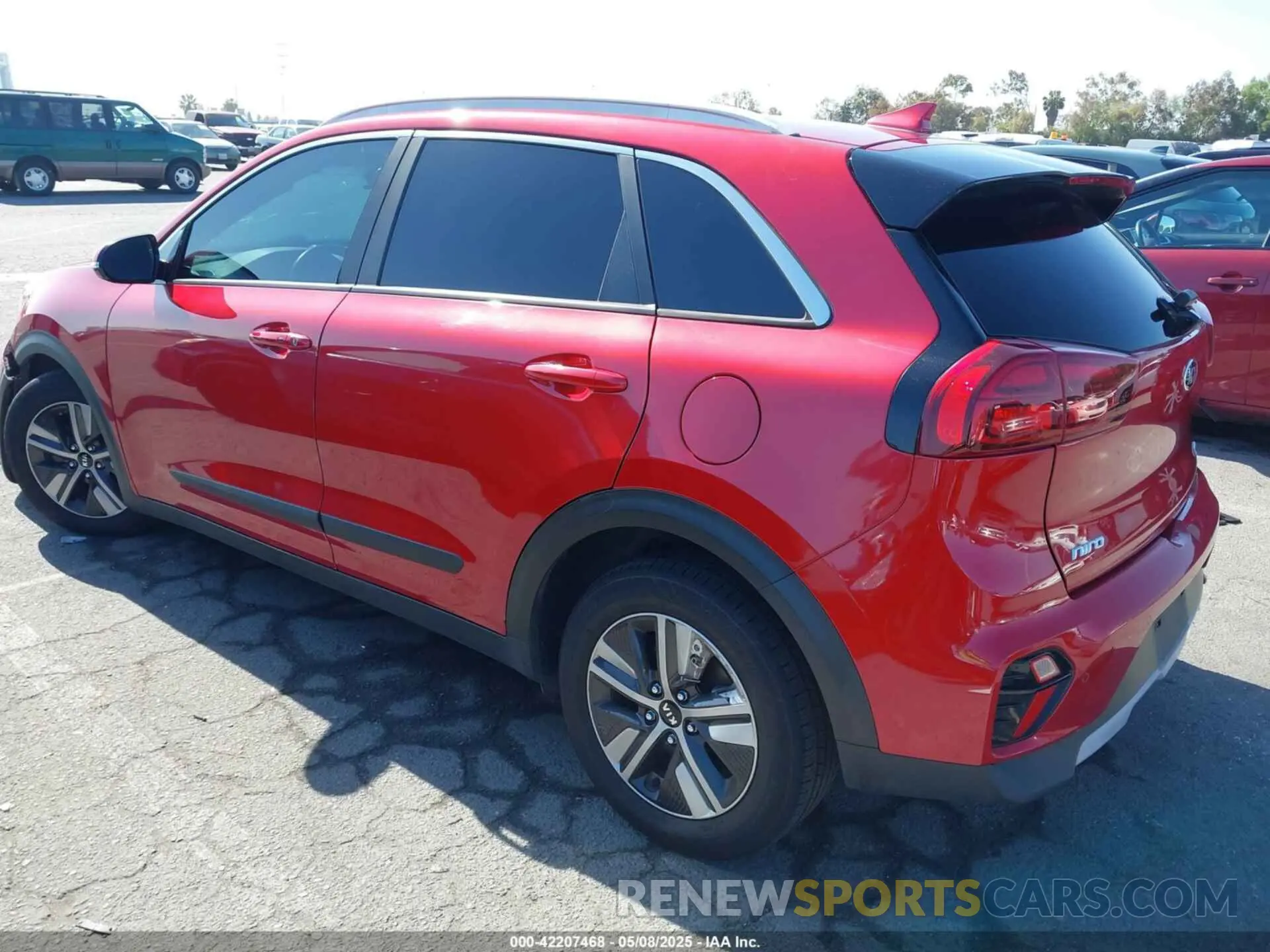 3 Photograph of a damaged car KNDCE3LC7M5465244 KIA NIRO 2021