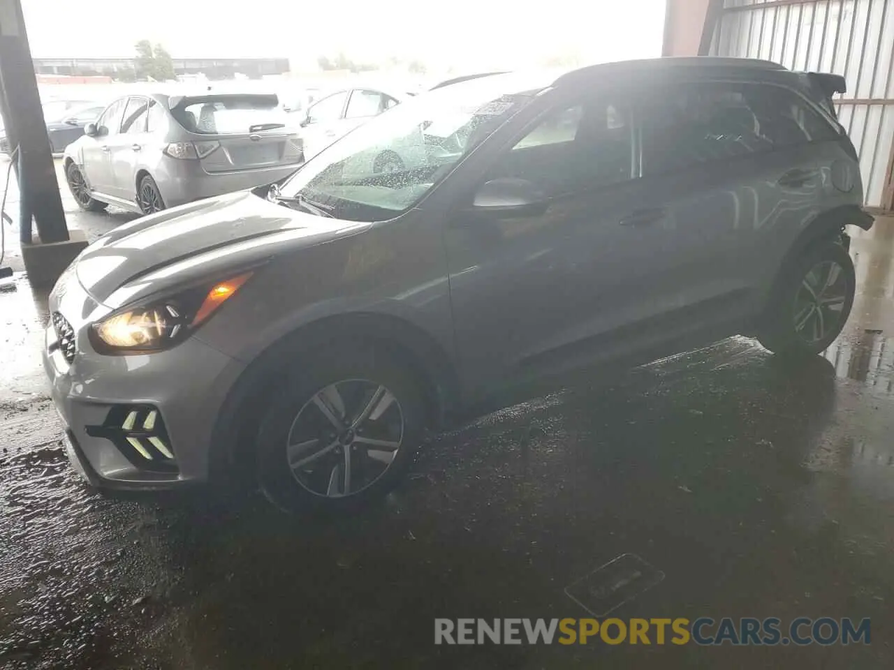 1 Photograph of a damaged car KNDCB3LC0N5548041 KIA NIRO 2022