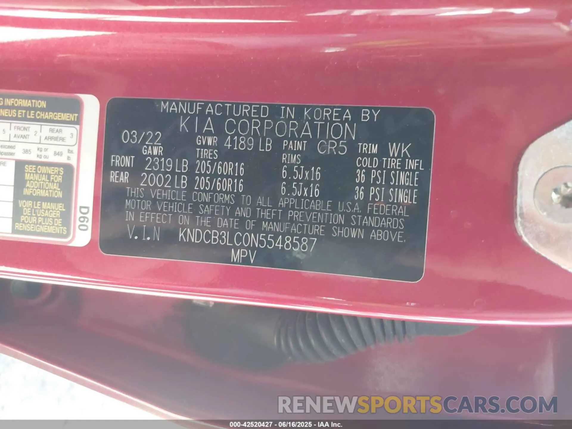 9 Photograph of a damaged car KNDCB3LC0N5548587 KIA NIRO 2022