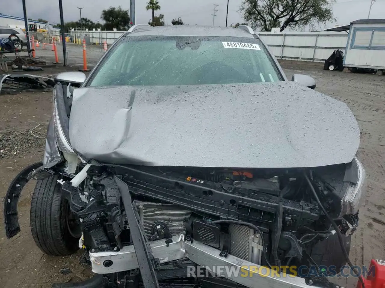 5 Photograph of a damaged car KNDCB3LC1N5541356 KIA NIRO 2022
