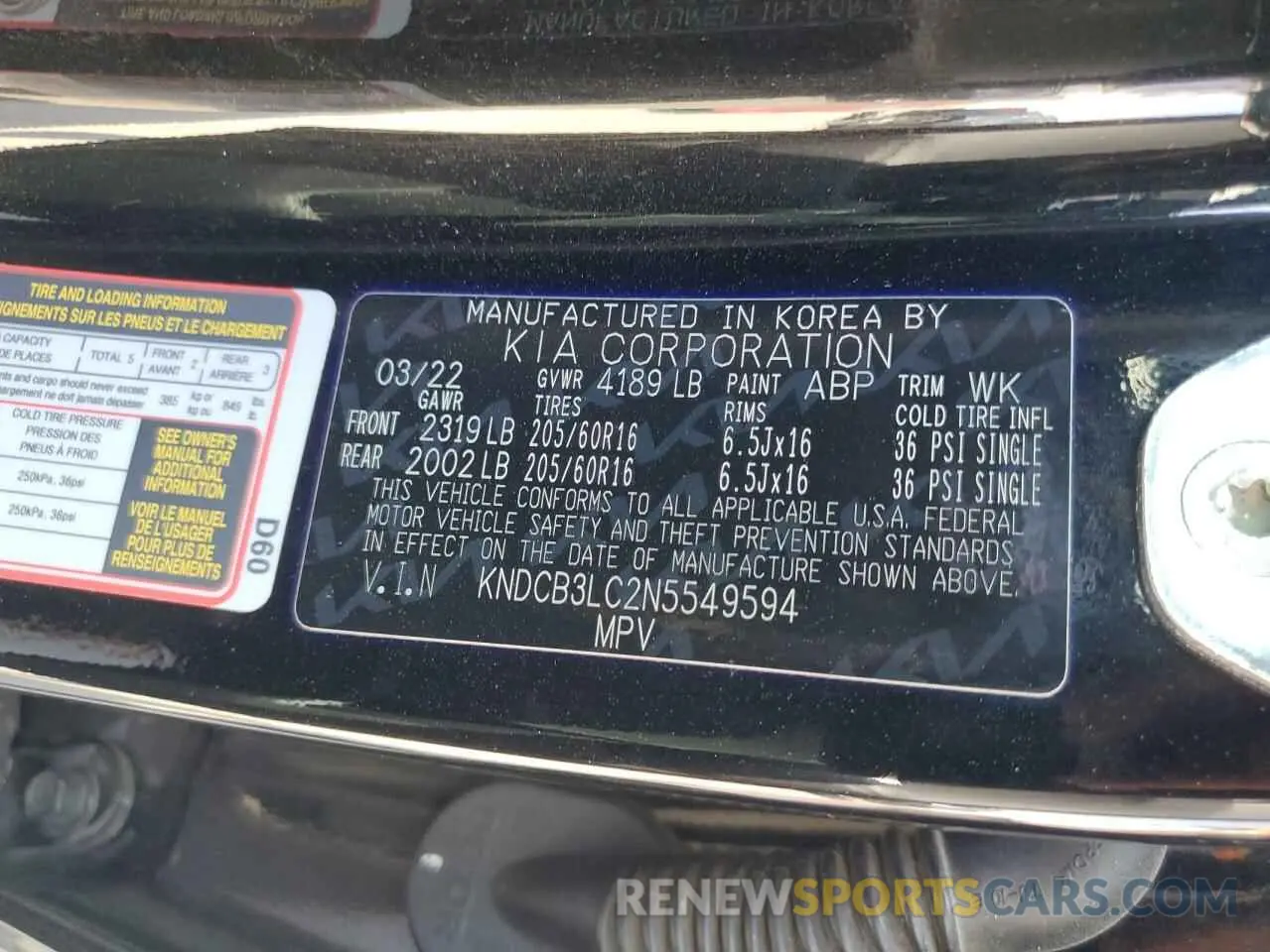 13 Photograph of a damaged car KNDCB3LC2N5549594 KIA NIRO 2022