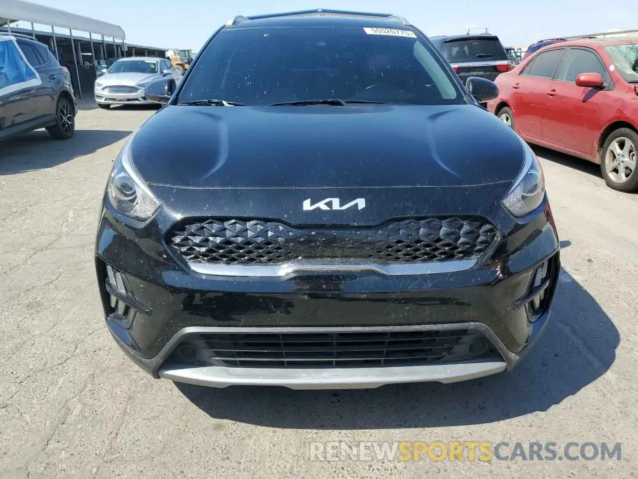5 Photograph of a damaged car KNDCB3LC2N5549594 KIA NIRO 2022