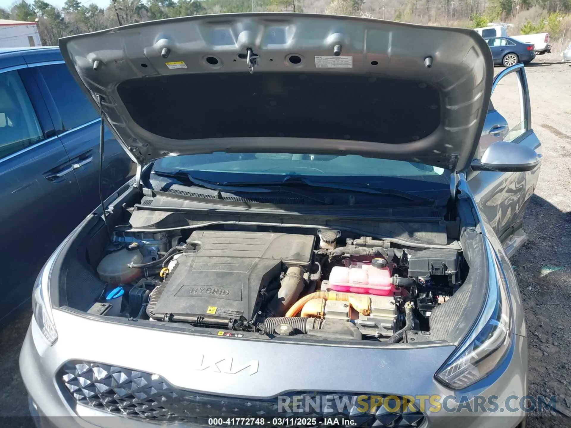 10 Photograph of a damaged car KNDCB3LC5N5527413 KIA NIRO 2022