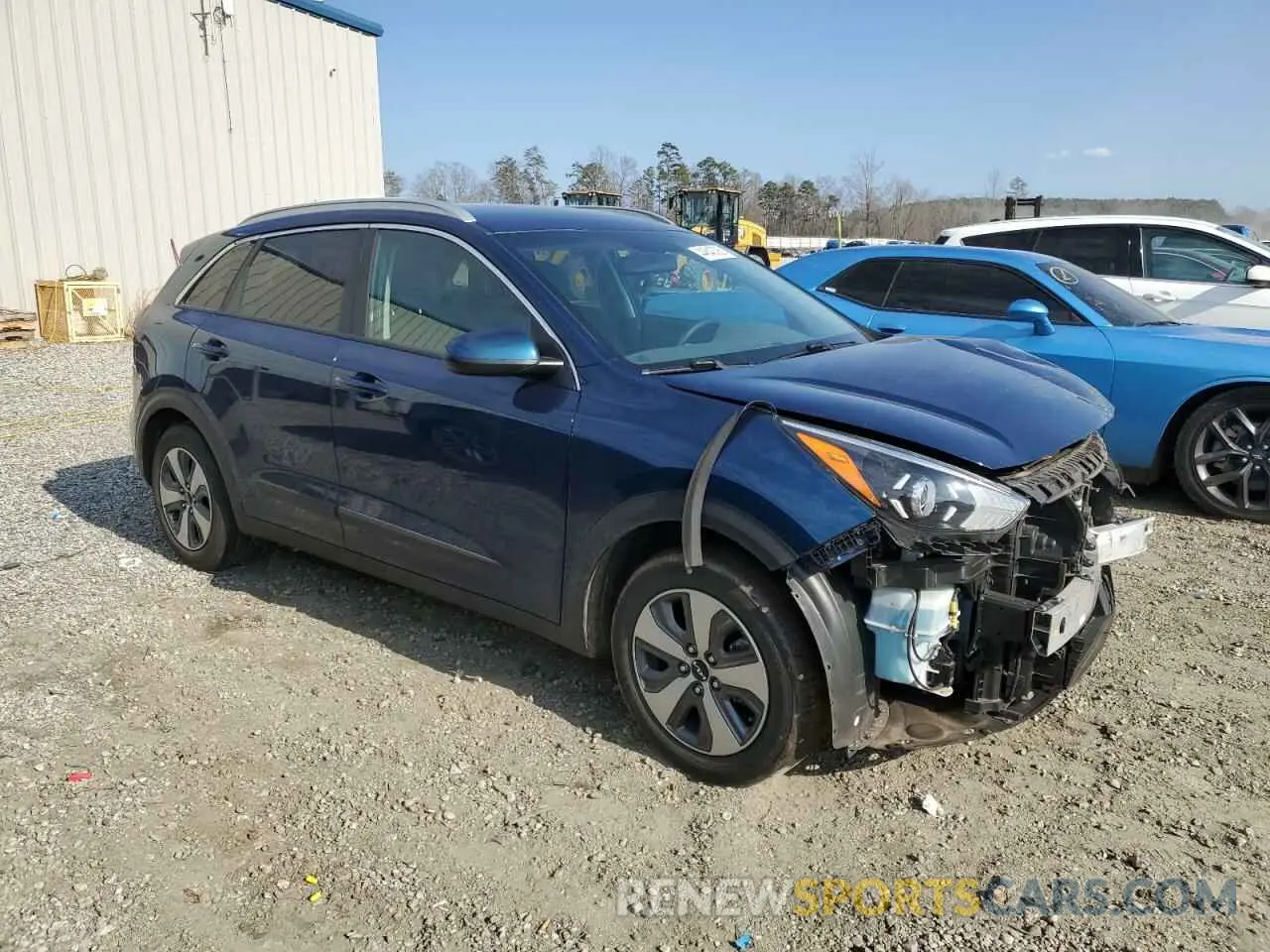 4 Photograph of a damaged car KNDCB3LC5N5539268 KIA NIRO 2022
