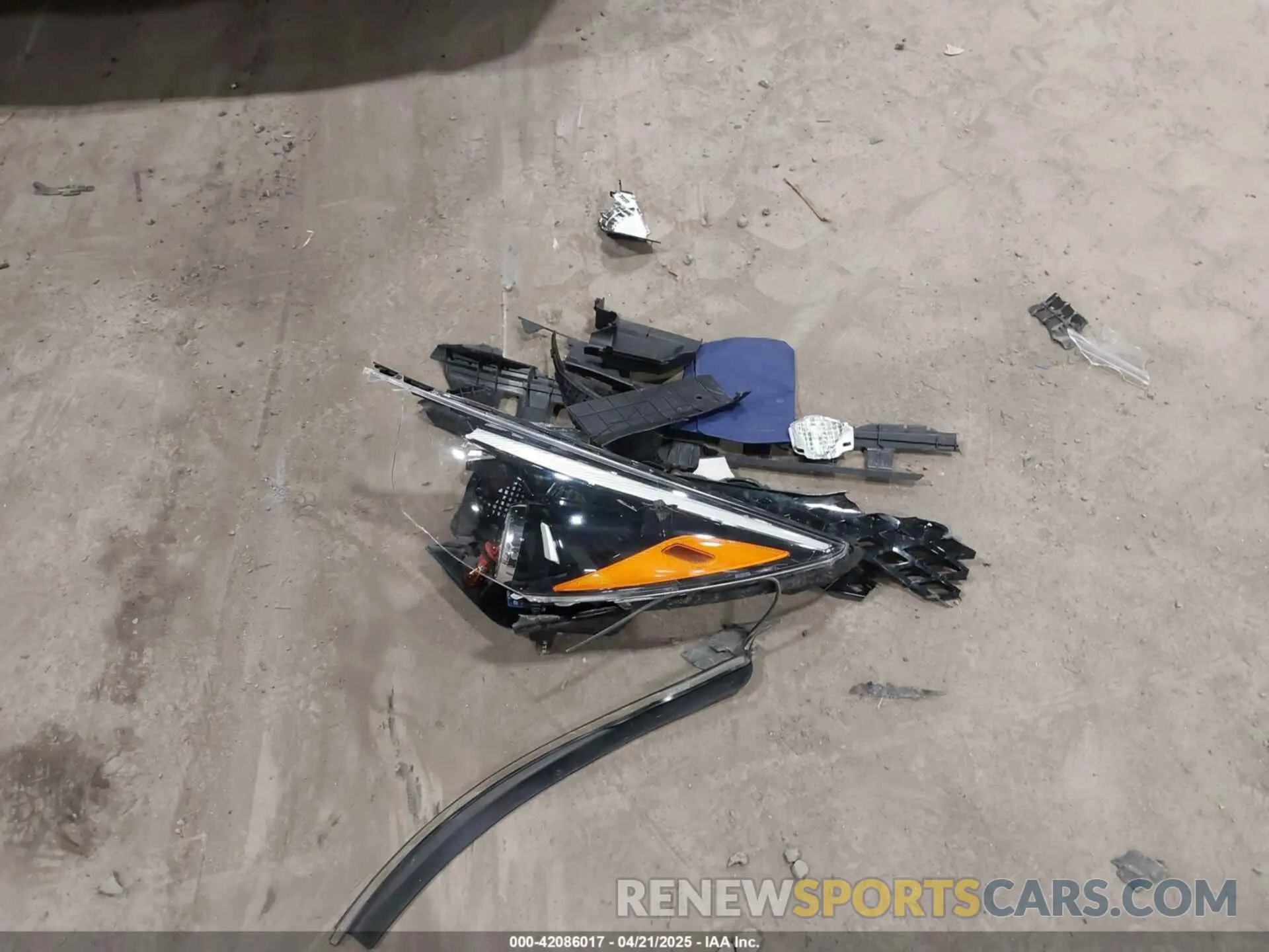 12 Photograph of a damaged car KNDCB3LC5N5540355 KIA NIRO 2022