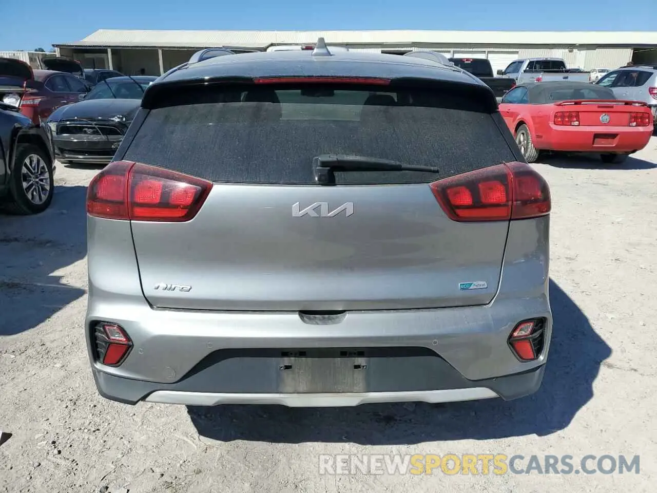 6 Photograph of a damaged car KNDCB3LC7N5498674 KIA NIRO 2022