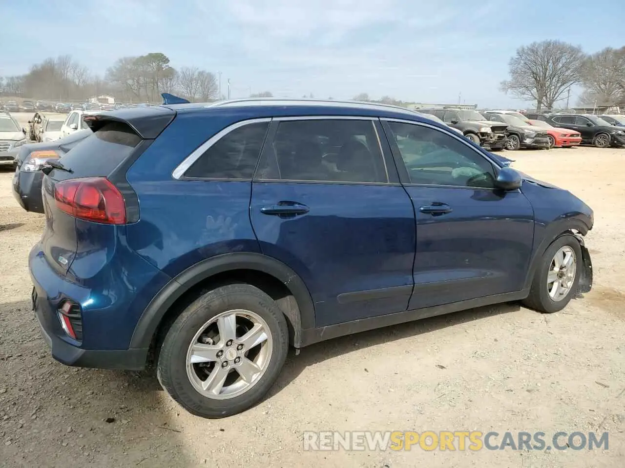 3 Photograph of a damaged car KNDCB3LC7N5532385 KIA NIRO 2022
