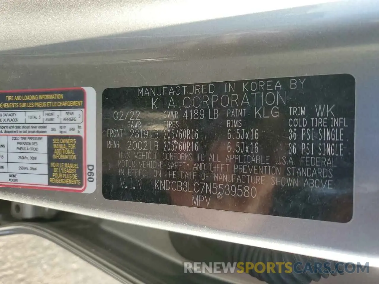 14 Photograph of a damaged car KNDCB3LC7N5539580 KIA NIRO 2022
