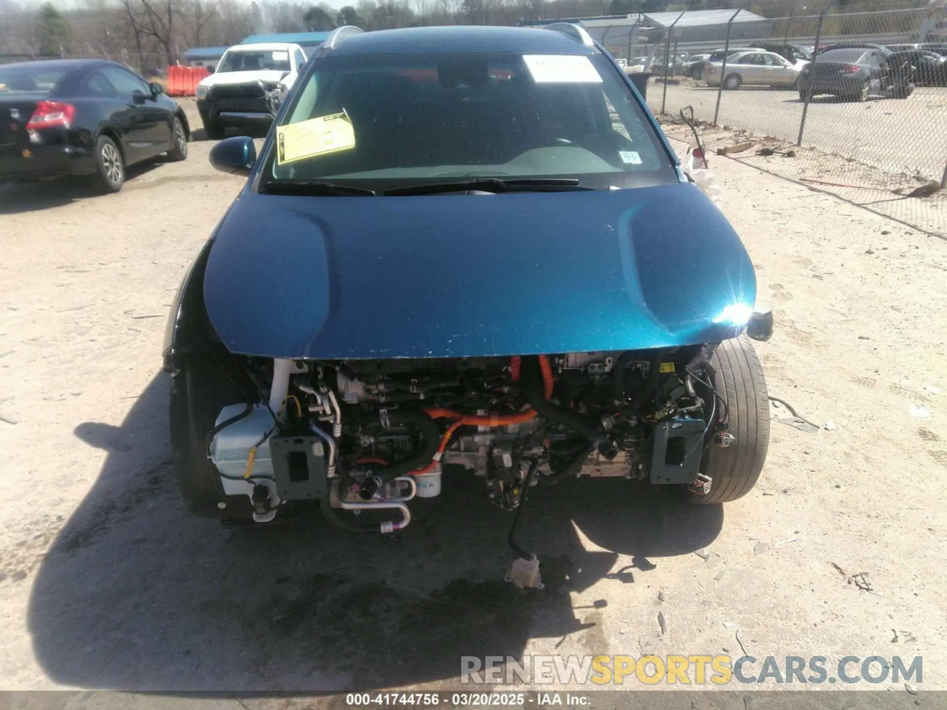 12 Photograph of a damaged car KNDCB3LCXN5510994 KIA NIRO 2022