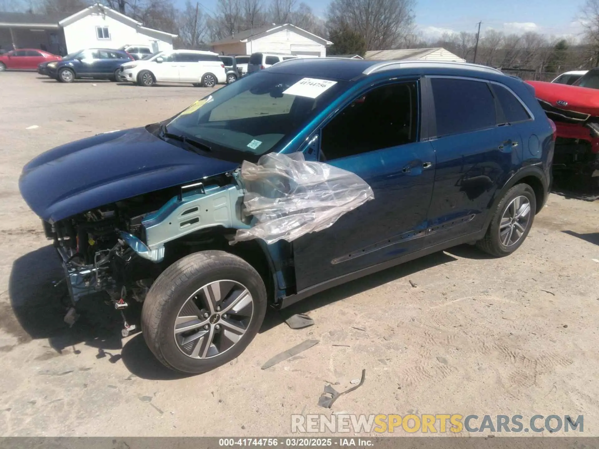 2 Photograph of a damaged car KNDCB3LCXN5510994 KIA NIRO 2022