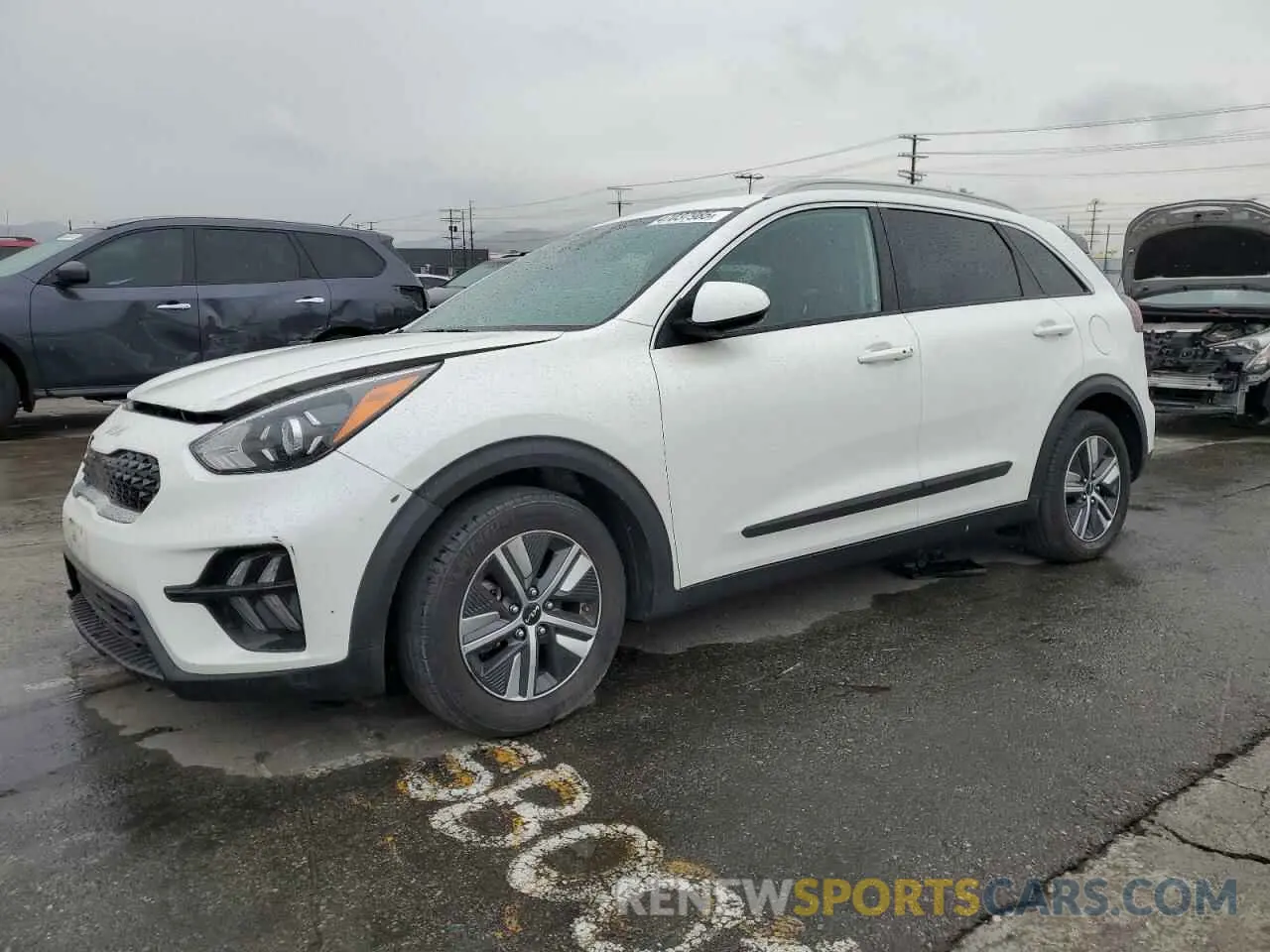 1 Photograph of a damaged car KNDCB3LCXN5547723 KIA NIRO 2022