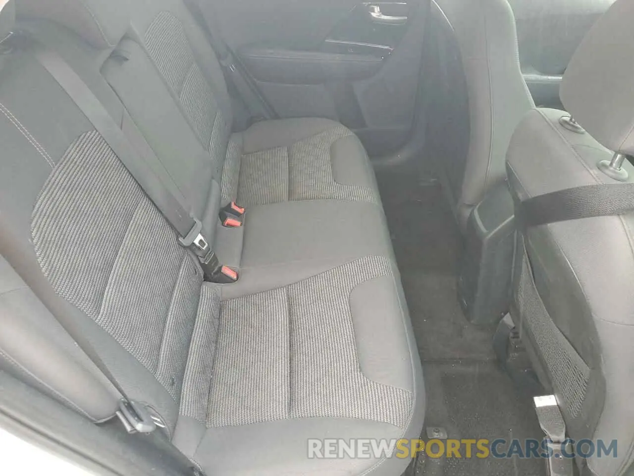 10 Photograph of a damaged car KNDCB3LCXN5547723 KIA NIRO 2022