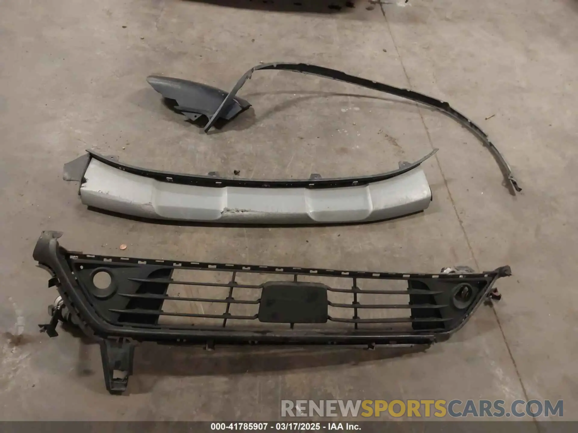 12 Photograph of a damaged car KNDCC3LC4N5518800 KIA NIRO 2022