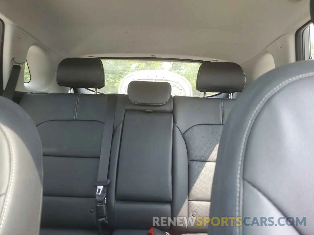 10 Photograph of a damaged car KNDCC3LC6N5510973 KIA NIRO 2022