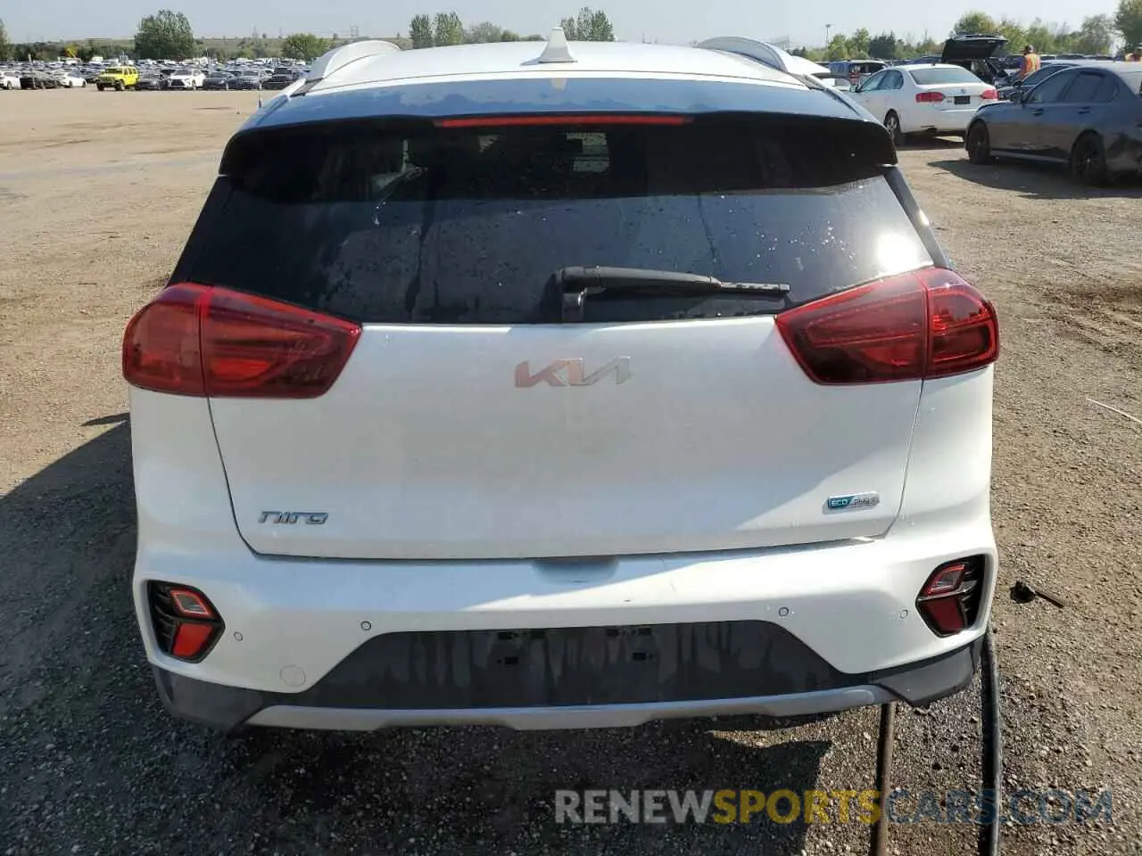 6 Photograph of a damaged car KNDCC3LD4N5511547 KIA NIRO 2022