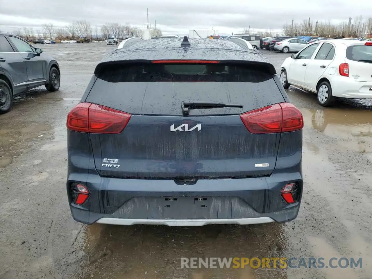 6 Photograph of a damaged car KNDCD3LD2N5495703 KIA NIRO 2022