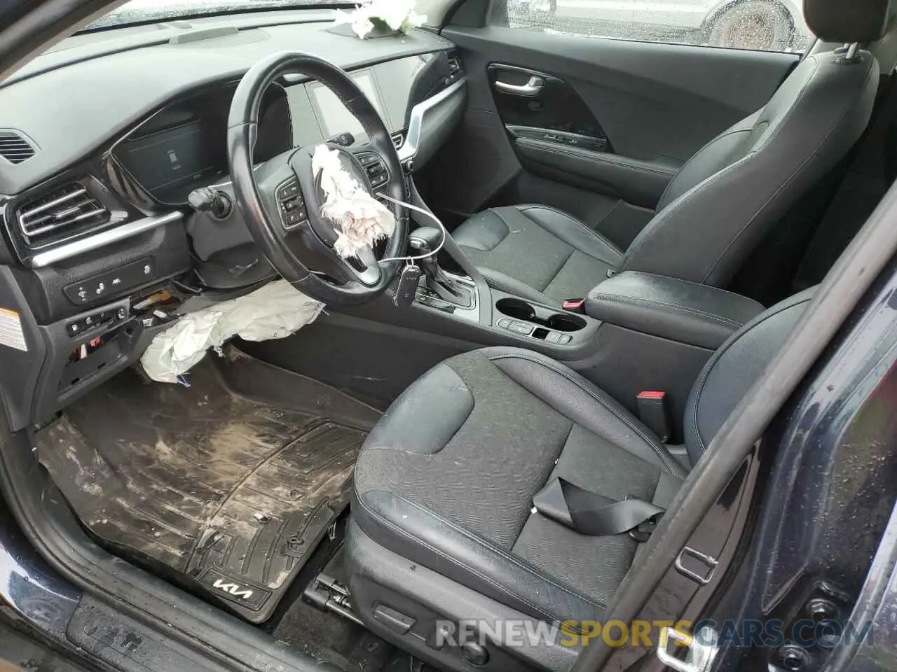 7 Photograph of a damaged car KNDCD3LD2N5495703 KIA NIRO 2022