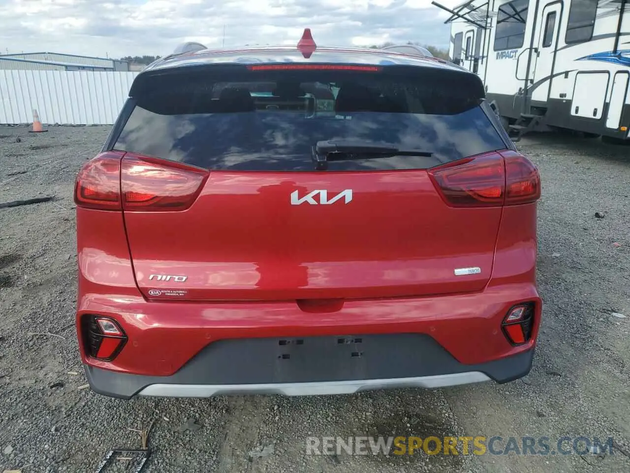 6 Photograph of a damaged car KNDCE3LCXN5547082 KIA NIRO 2022