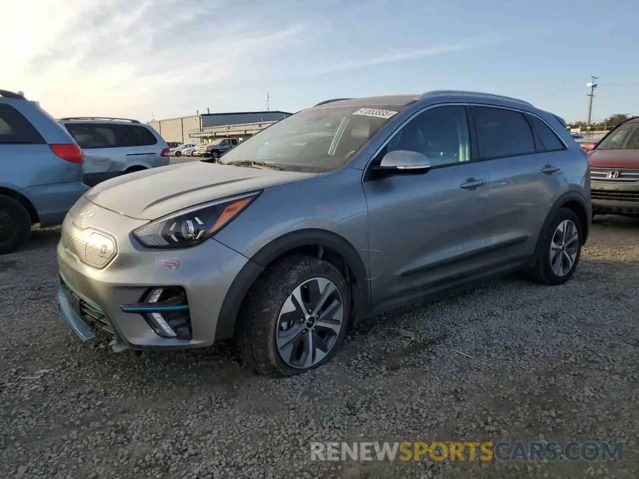 1 Photograph of a damaged car KNDCE3LG4N5142273 KIA NIRO 2022