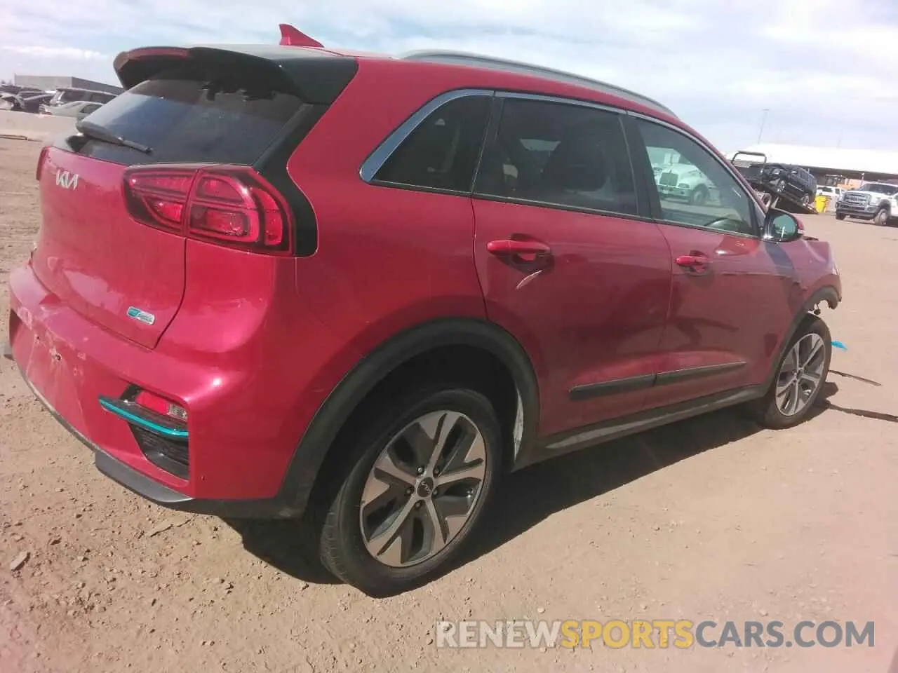 3 Photograph of a damaged car KNDCE3LG4N5149627 KIA NIRO 2022