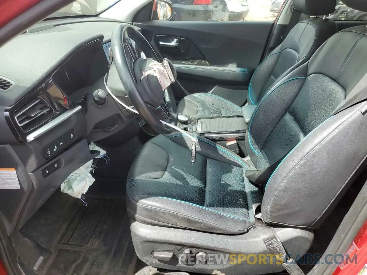 7 Photograph of a damaged car KNDCE3LG4N5149627 KIA NIRO 2022