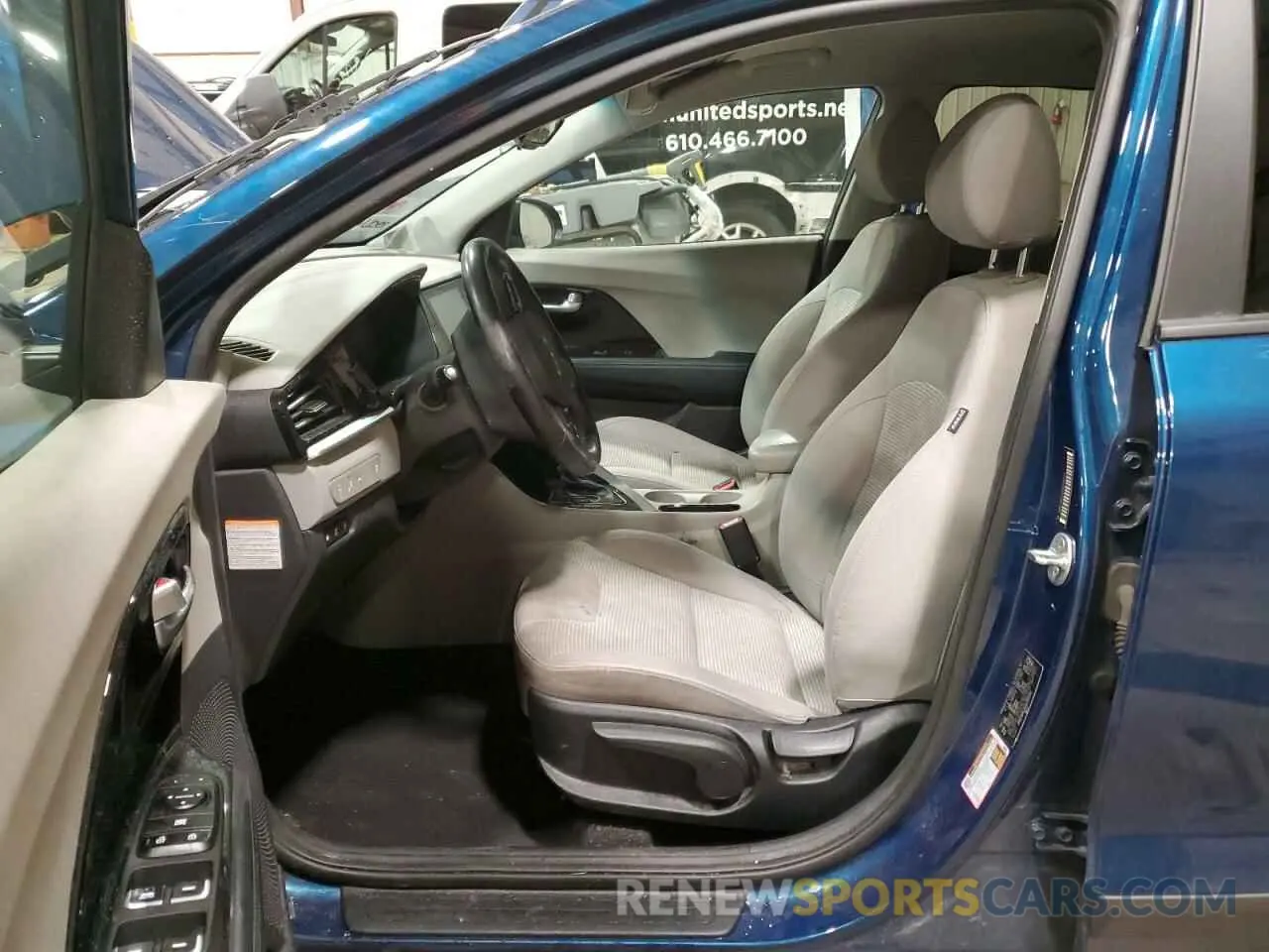 7 Photograph of a damaged car KNDCM3LD1N5539531 KIA NIRO 2022