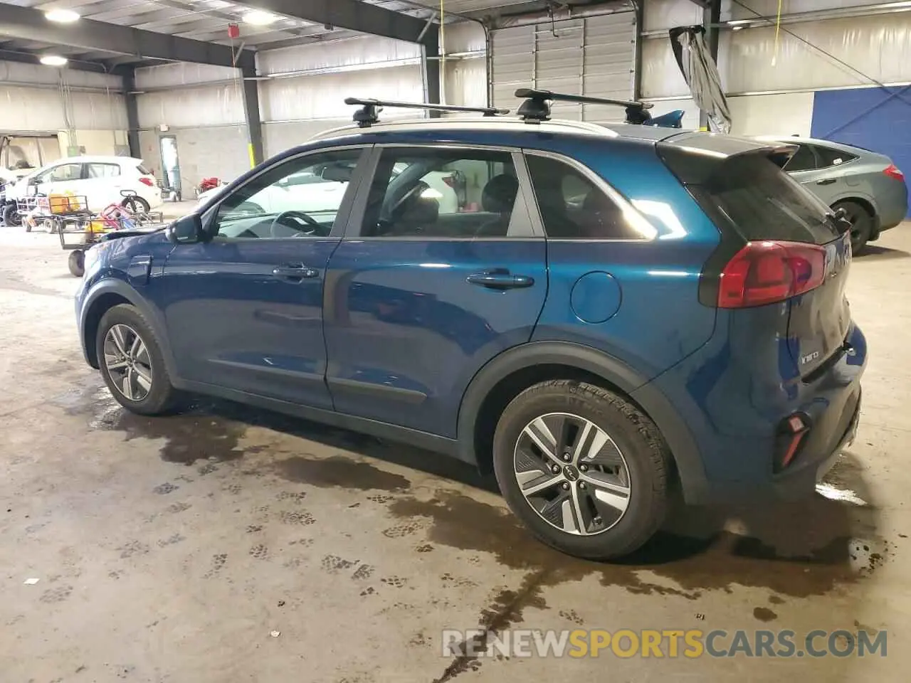 2 Photograph of a damaged car KNDCM3LD6N5543414 KIA NIRO 2022